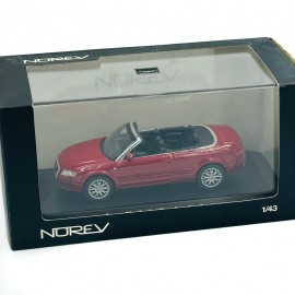 1/43 AUDI A4 CABRIOLET (GARNET RED)