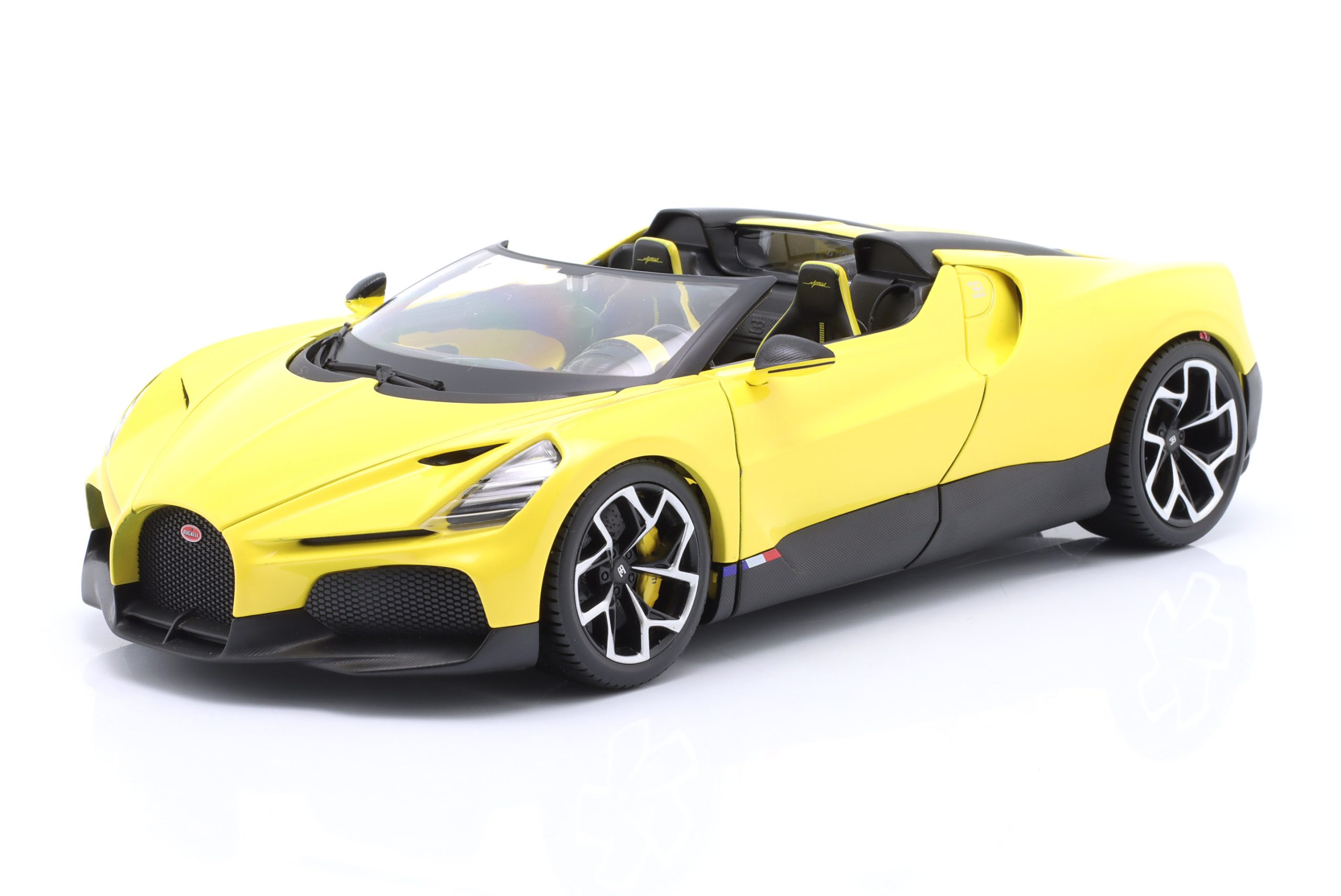 1/18 BUGATTI MISTRAL