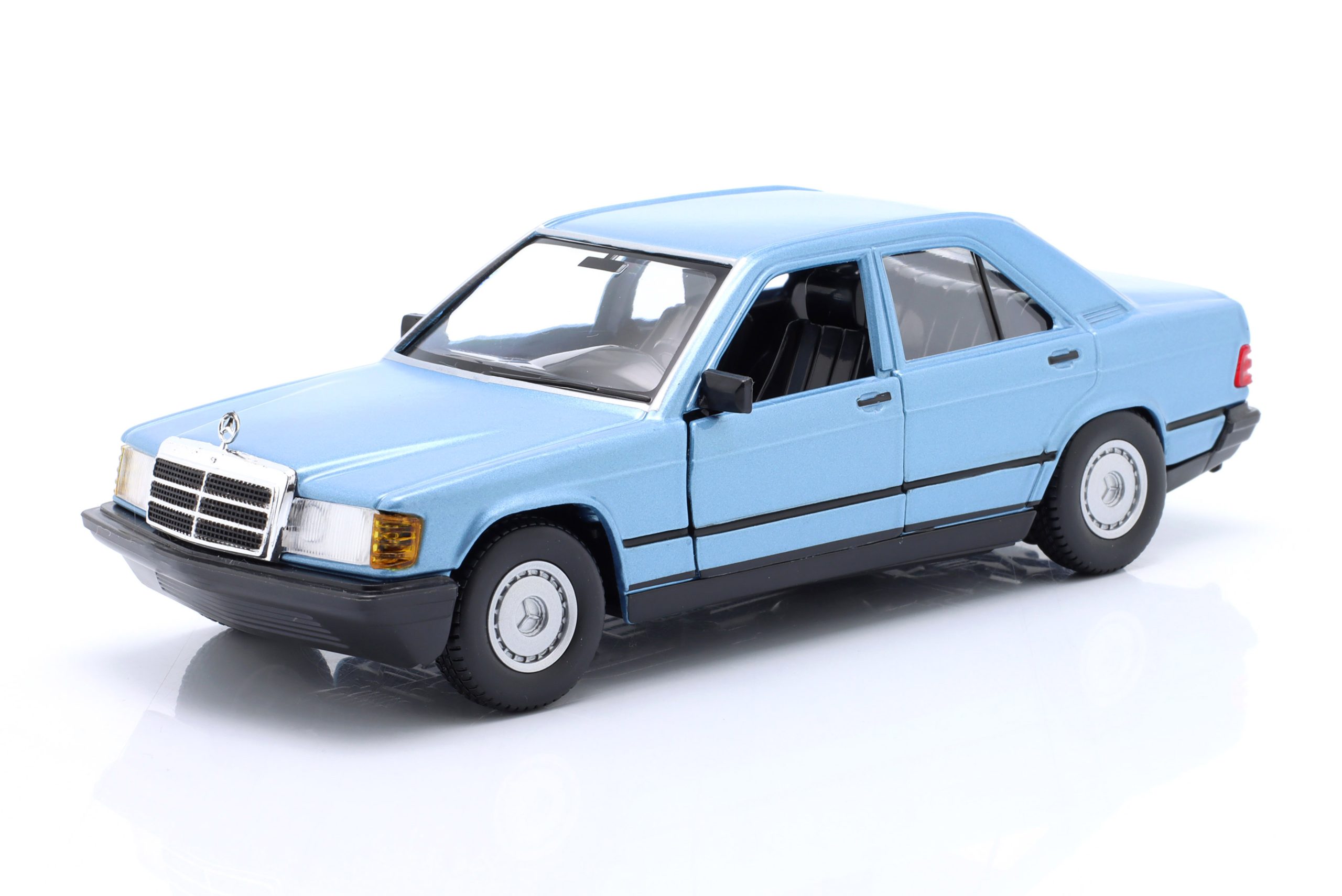 1/24 1987 MERCEDES-BENZ 190E 2.6