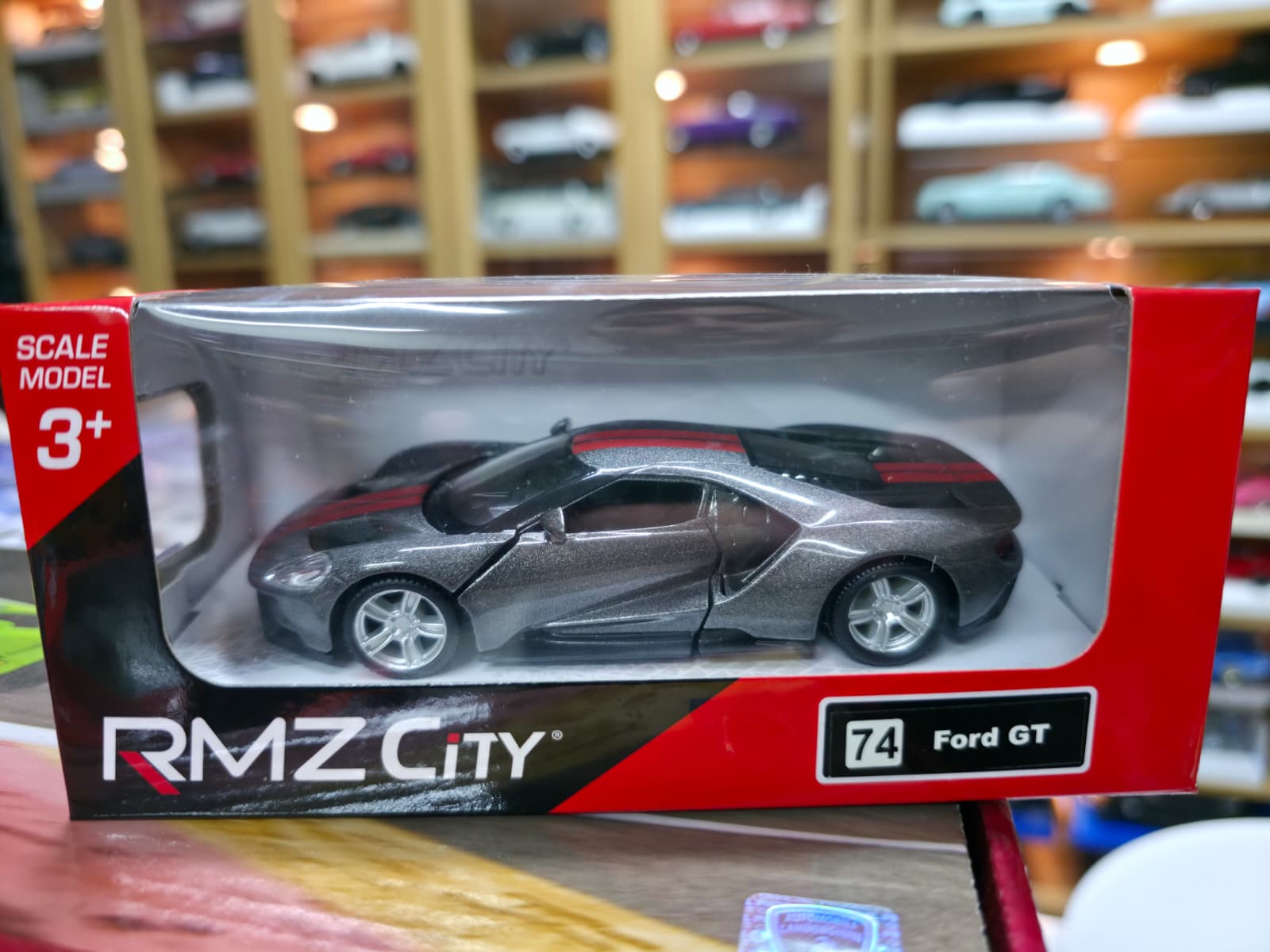 1/32 FORD GT