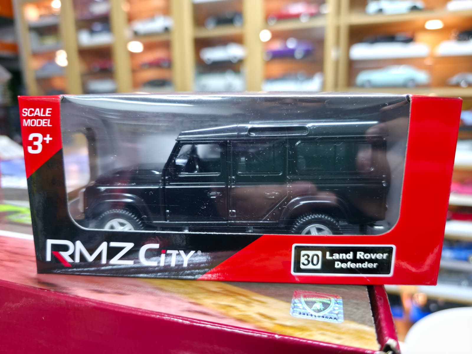 1/32 LAND ROVER DEFENDER