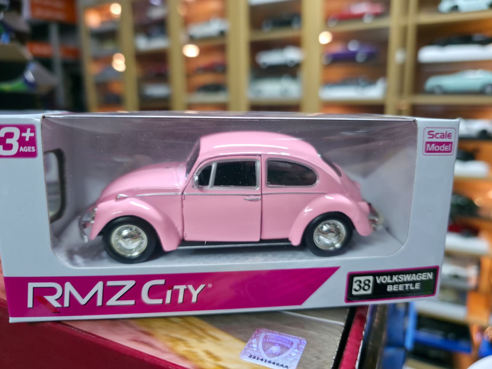 1/32 VOLKSWAGEN BEETLE