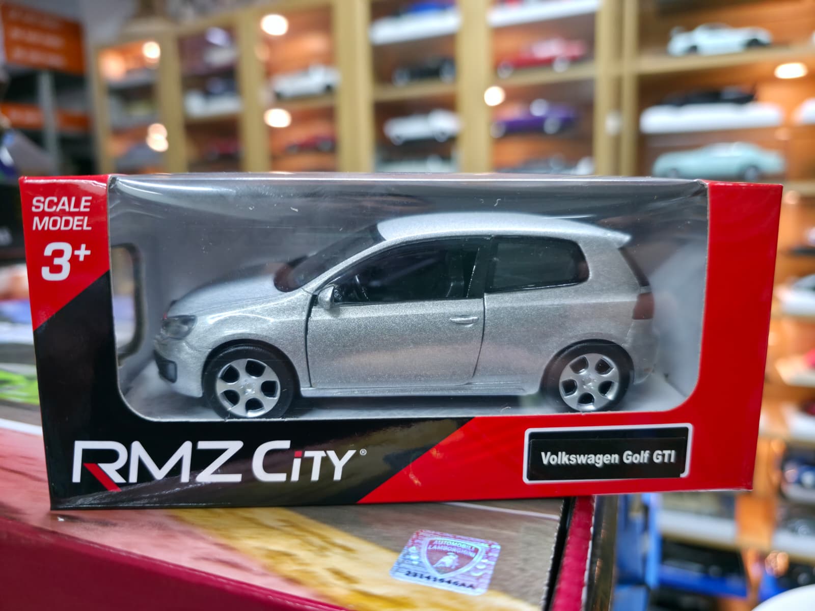 1/32 VOLKSWAGEN GOLF 6 GTİ