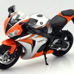 1/6 HONDA CBR1000 RR
