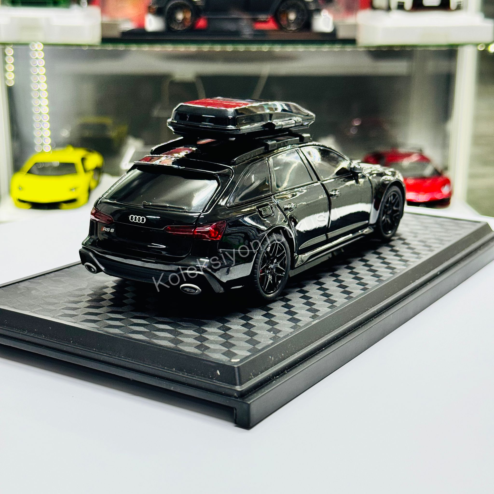 1/24 AUDİ RS6 AVANT