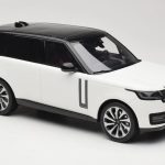 1/18 RANGE ROVER AUTOBIOGRAPHY 2024