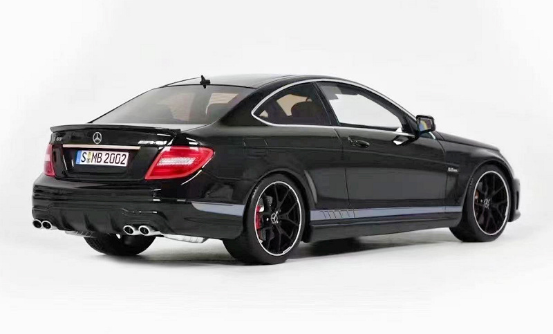 1/18 Mercedes Benz C63 AMG Edition 507 (Asia Exclusive)