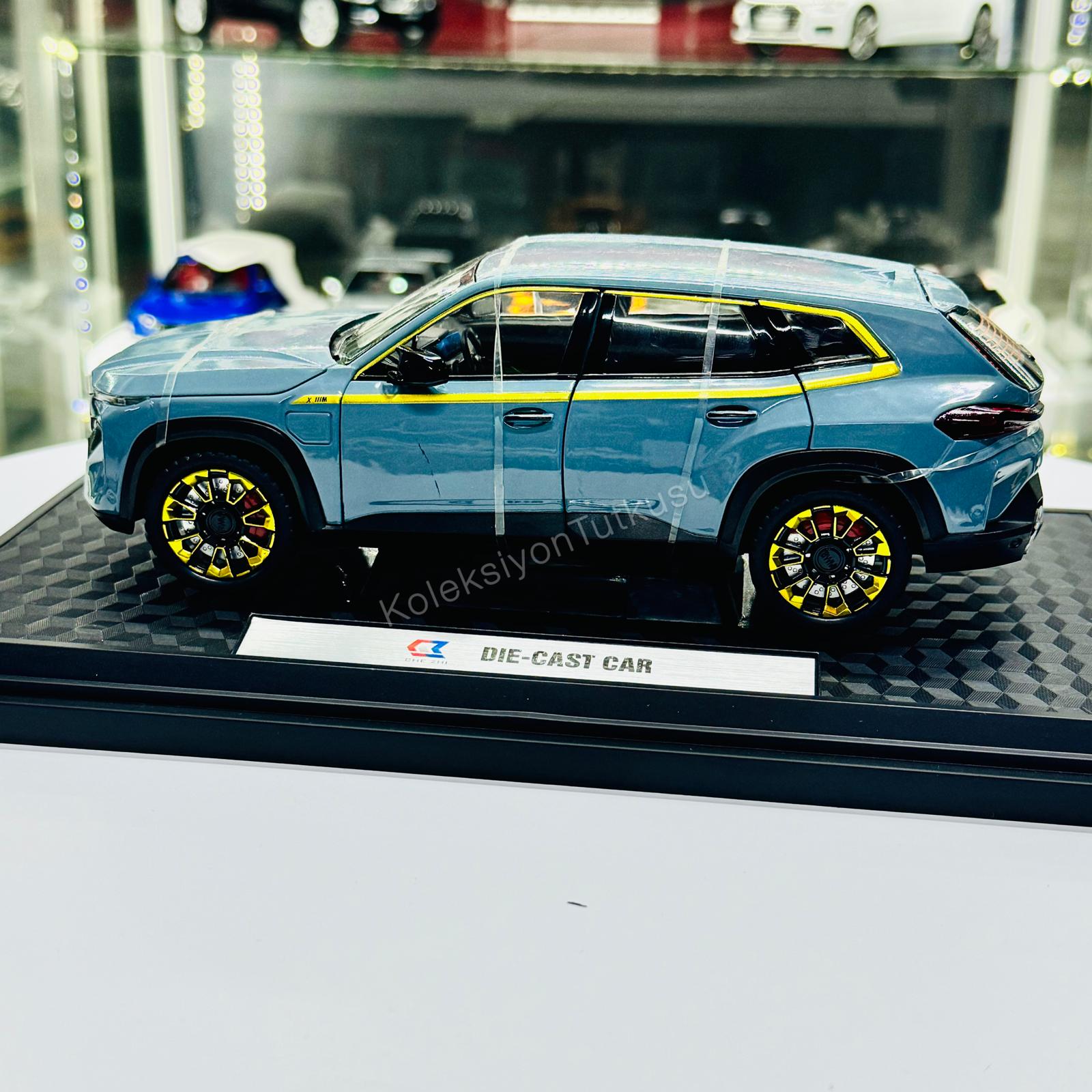 1/24 BMW XM