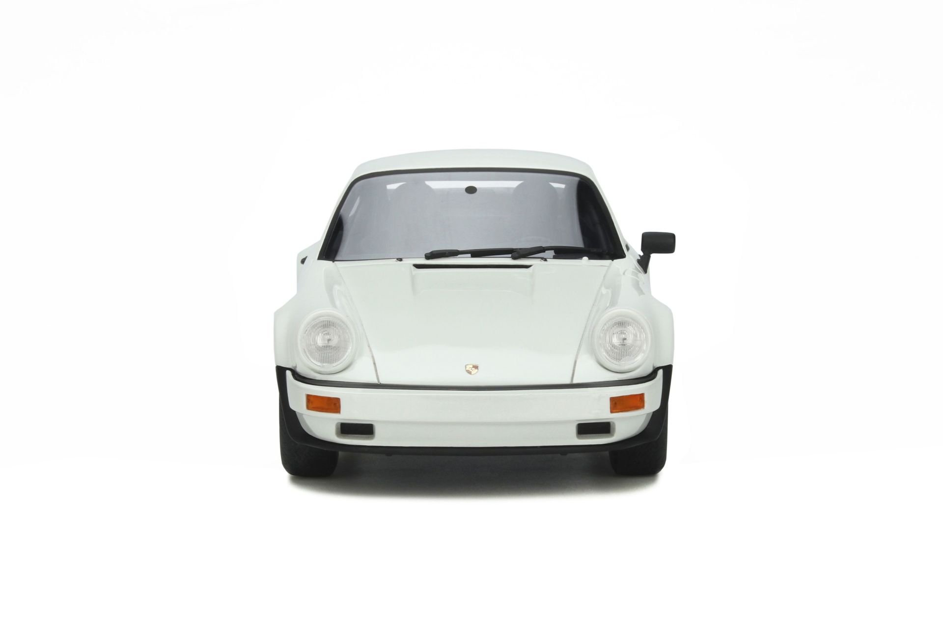 1/18 PORSCHE - 911 930 SC RS COUPE 1984 1/18 PORSCHE - 911 930 SC RS COUPE 1984