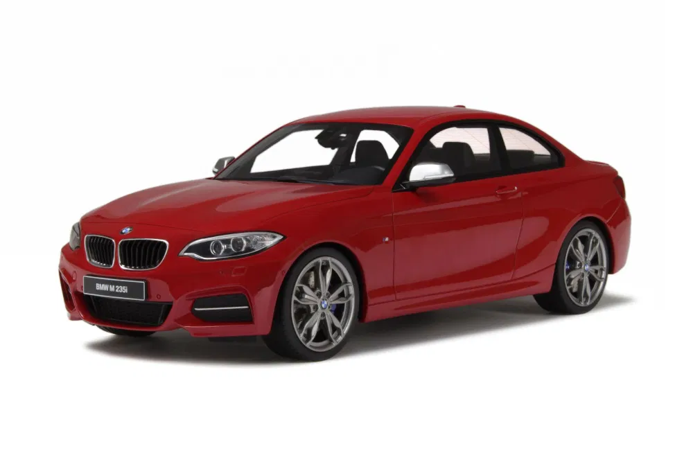 1/18 BMW M235?? 2015