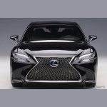 1/18 2018 Lexus LS 500h (Black)