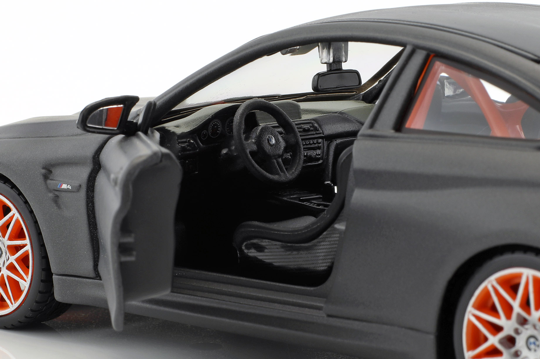1/24 BMW M4 GTS