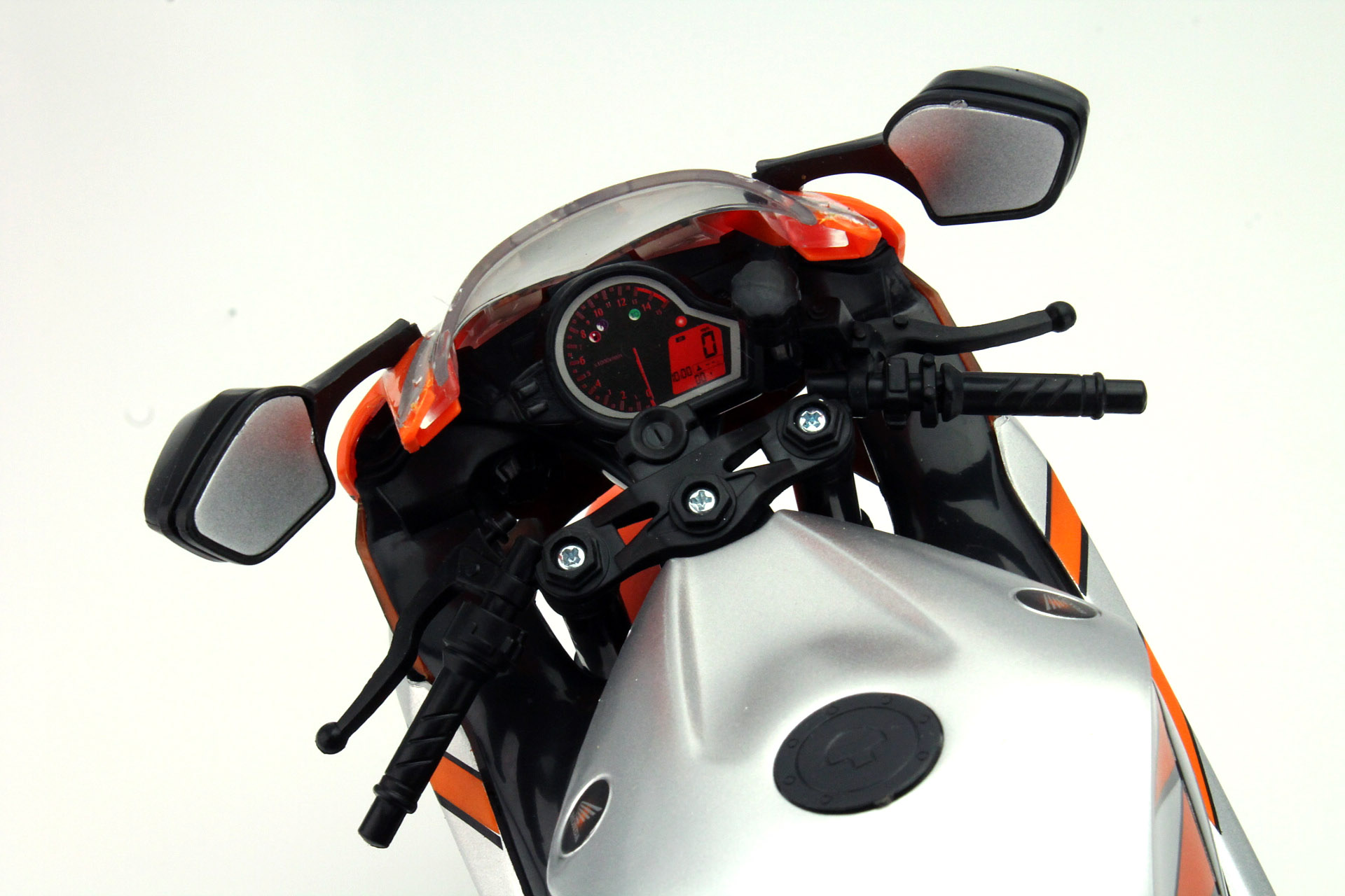 1/6 HONDA CBR1000 RR