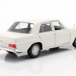 1/24 MERCEDES-BENZ 220 (W115)